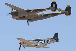 North American P-51D Mustang NL7715C Wee Willy II and Lockheed P-38J Lightning NX138AM 23 Skidoo, Valle-Williams, June 25, 2011